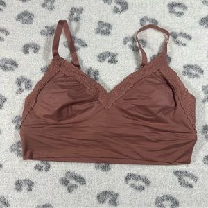 AERIE Sunnie lace padded triangle bralette LARGE D